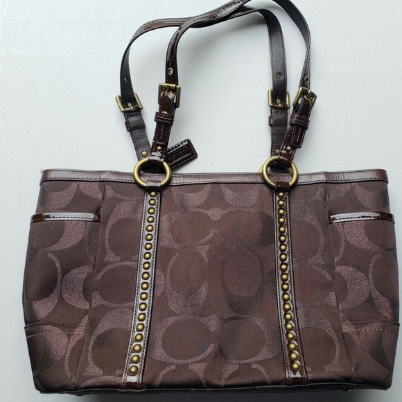 Coach Monogram Purse - Picture 2 of 4